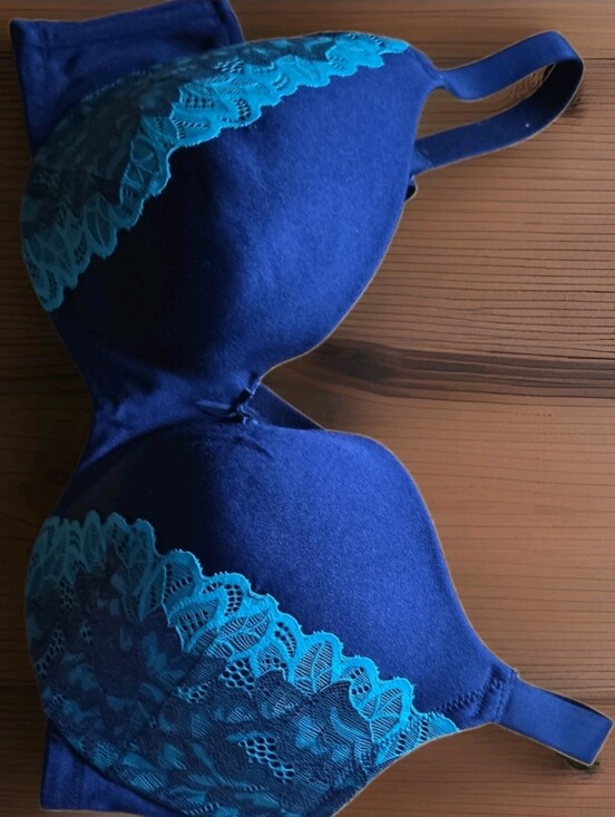 Cacique Other - CACIQUE SMOOTH BALCONETTE UNDERWIRE BRA SIZE 38D